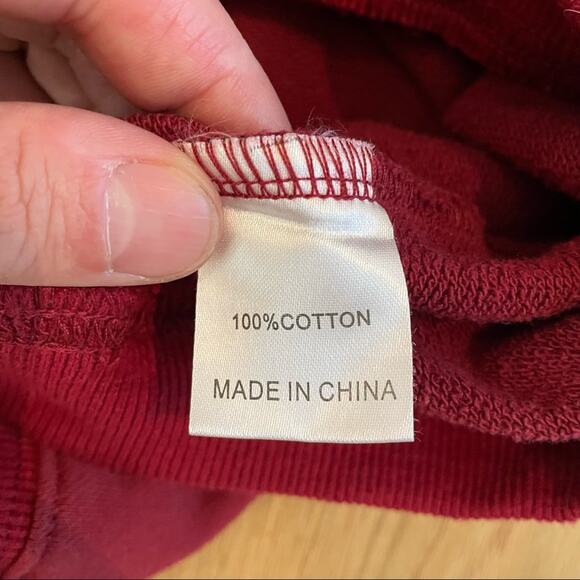 LF - Zippered Sleeve Crop Sweatshirt in Red - Picture 3 of 7